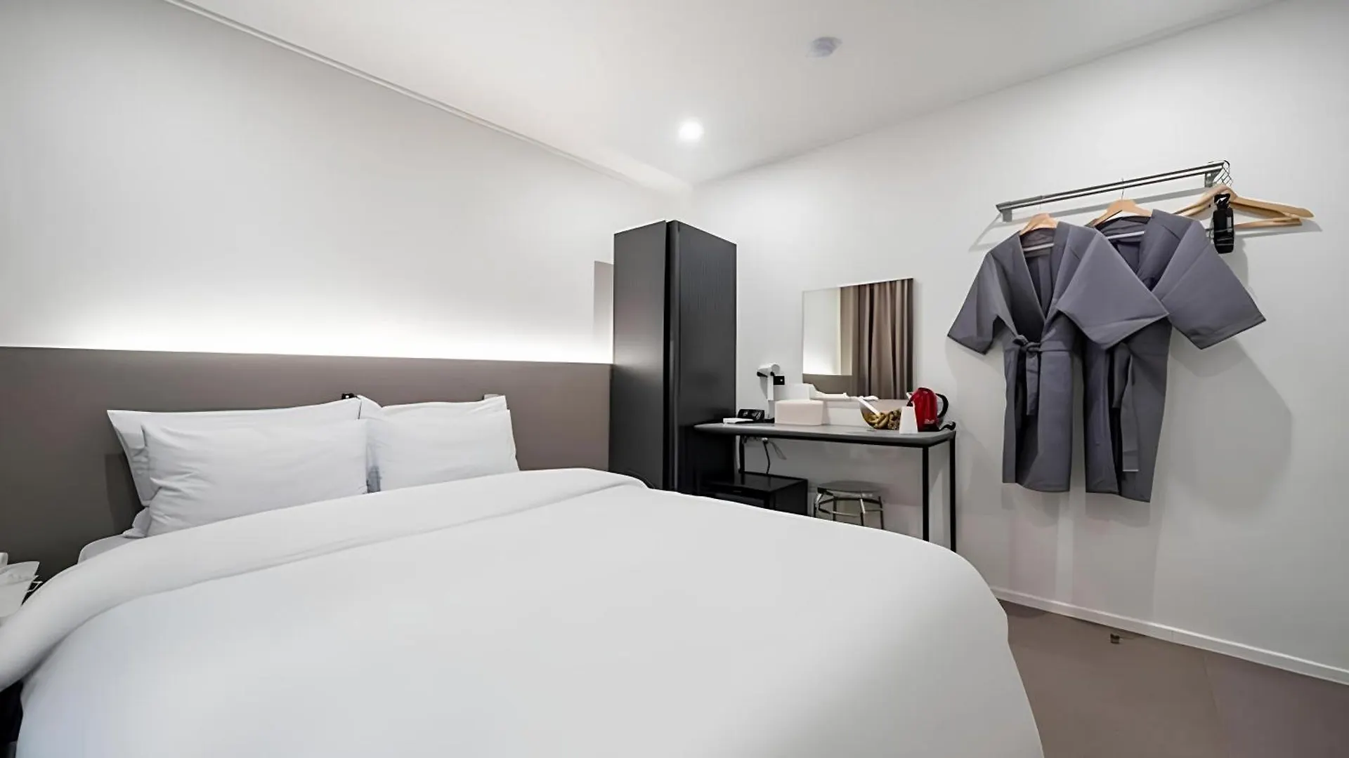 Hotel 인천공항 송도 더설레임 호텔 스테이 인천 연수구