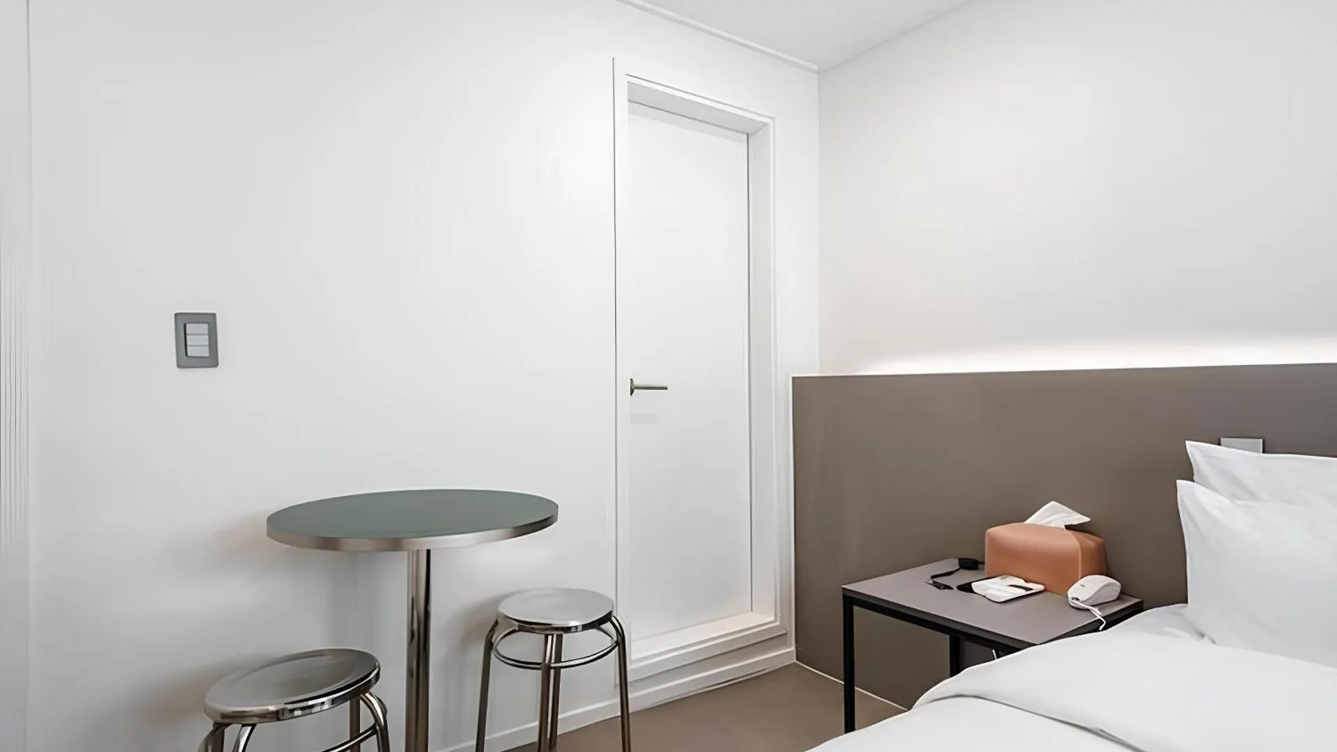 Hotel 인천공항 송도 더설레임 호텔 스테이 인천 연수구