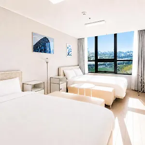 Uh Flat The Songdo Apartment
